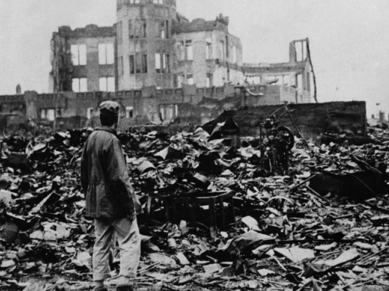 artme Σαν Σήμερα Η Δεύτερη Ατομική Βόμβα Των Αμερικανών Πέφτει Στο Ναγκασάκι.